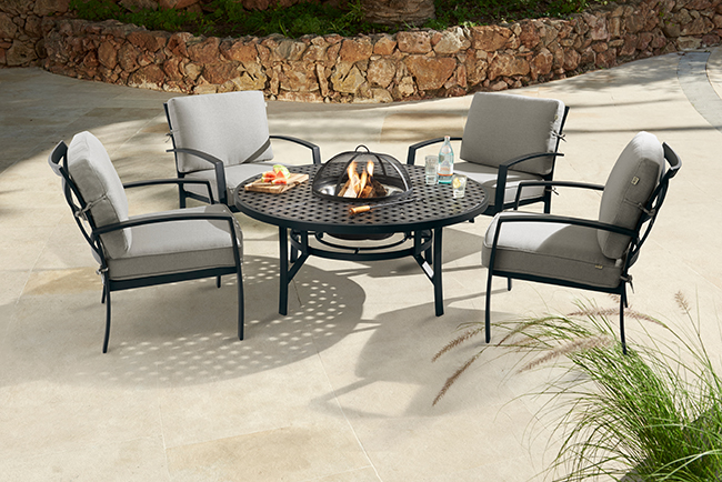 4 seater fire pit RT