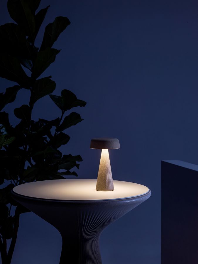FADE Outdoor table lamp Plust 
