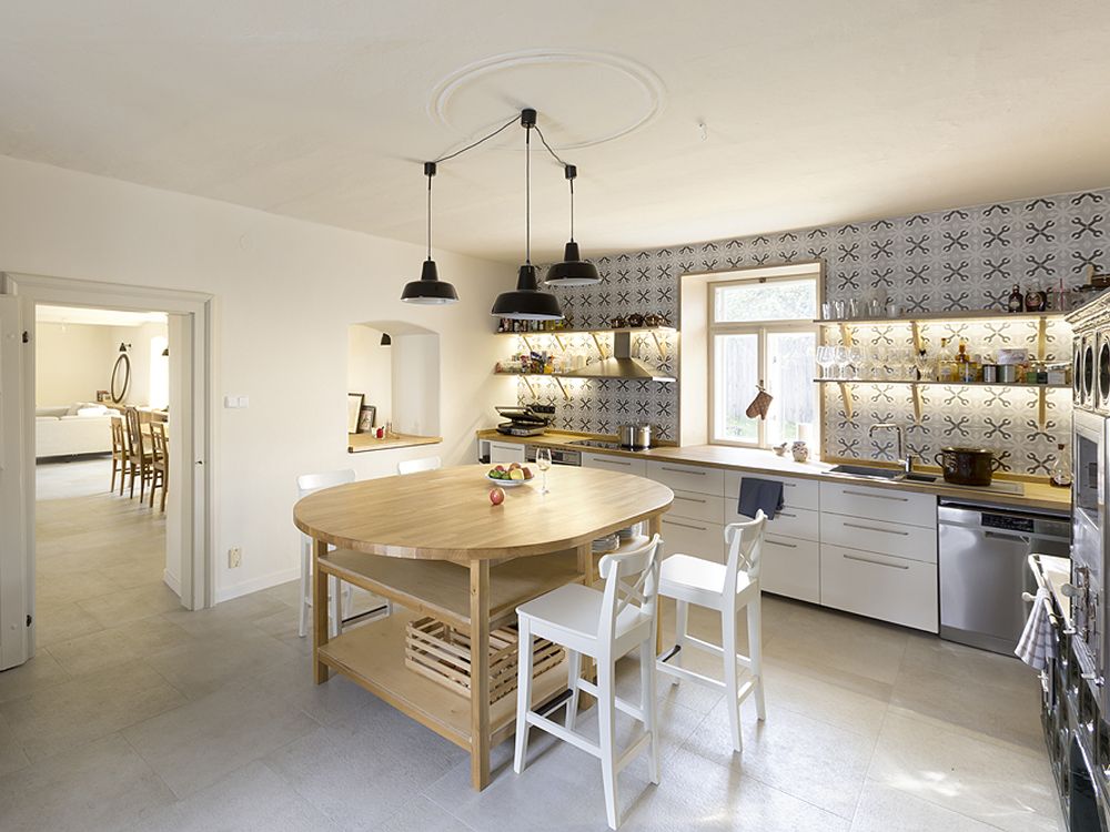 A1 W WRK ARC HOUSE MANESCHOWITZ F 16