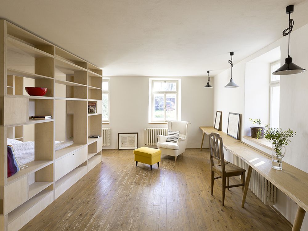 A1 W WRK ARC HOUSE MANESCHOWITZ F 17