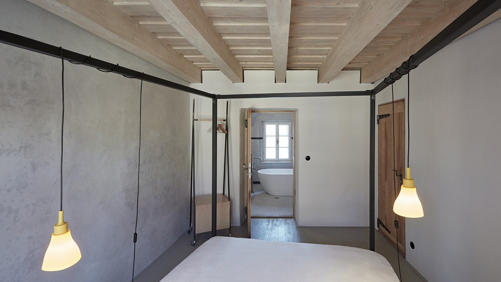 STAJNHAUS2