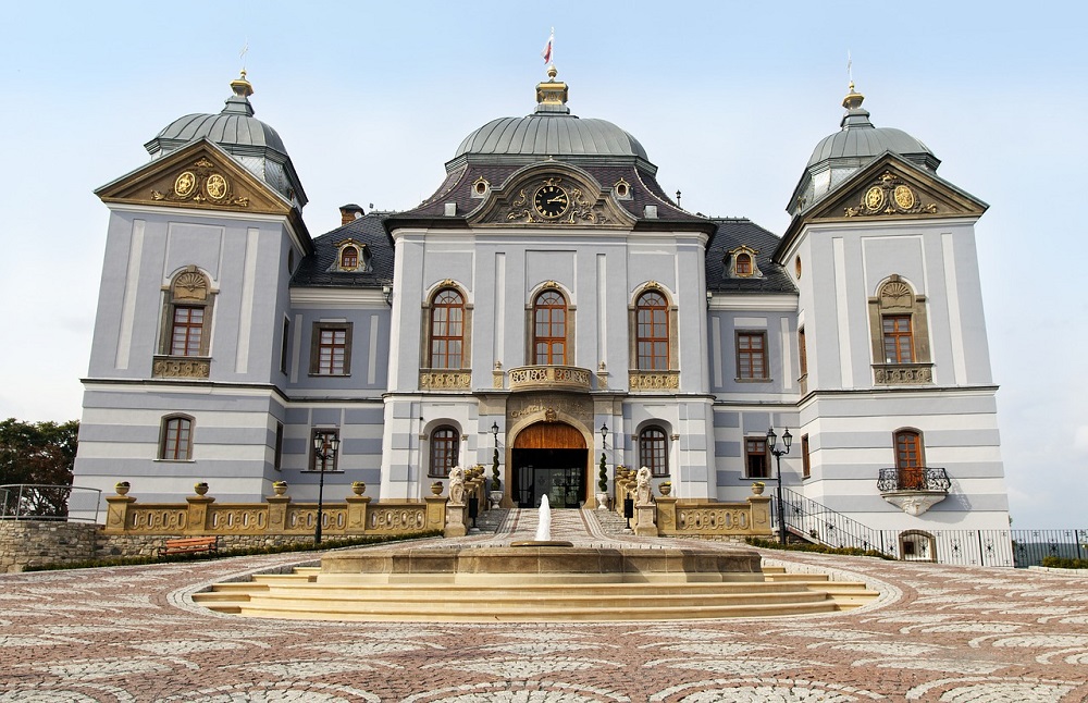 halic castle 1695806 1280