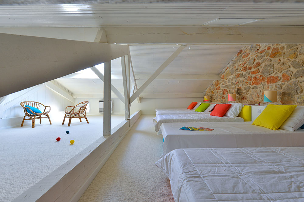 44 Entrance to the attic space