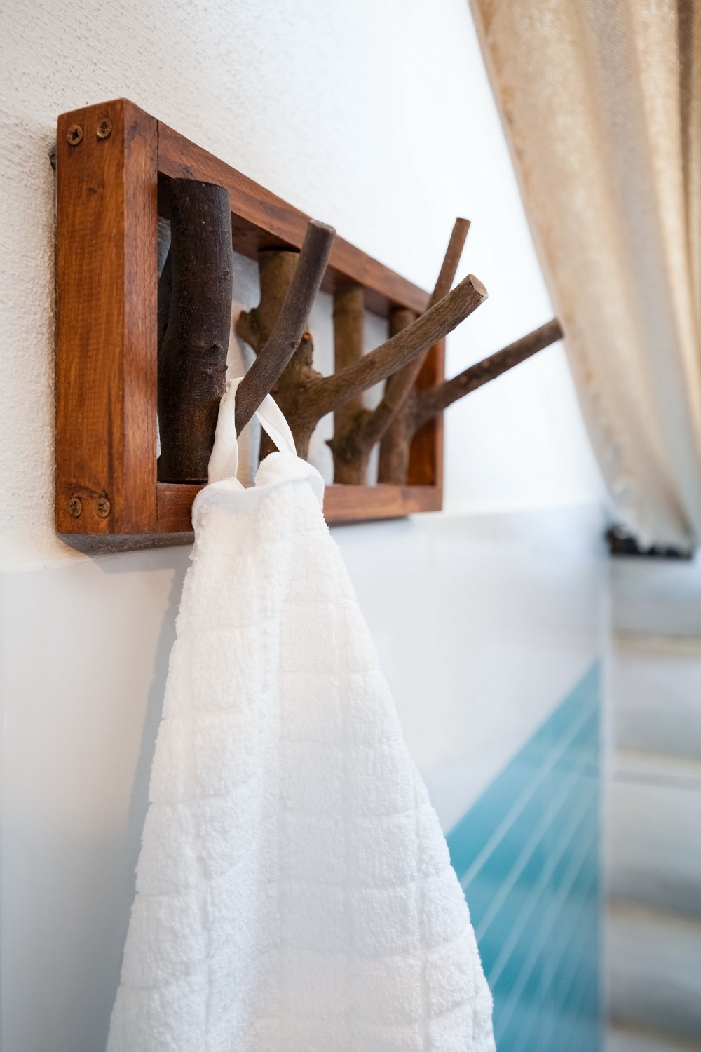 log cabin interior design by odette 44