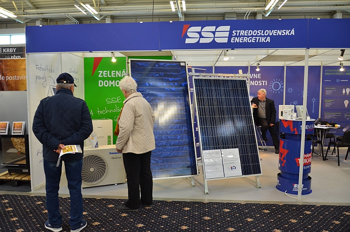 stredoslovenska energetika sse zelena domacnostiam slnecne kolektory pre uspornejsiu domacnost stavebnictvo byvanie
