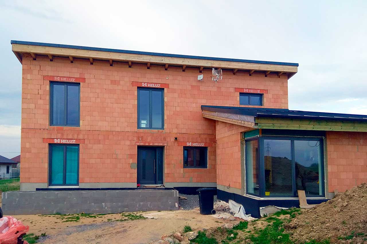HELUZ RD Myslkovice průběh stavby 81