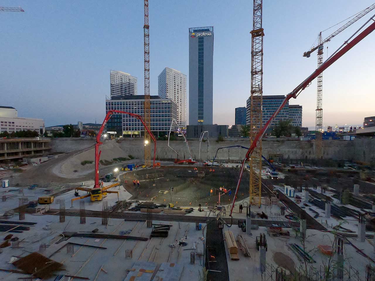 Míľnik slovenského stavebníctva Strabag Eurovea tower 01
