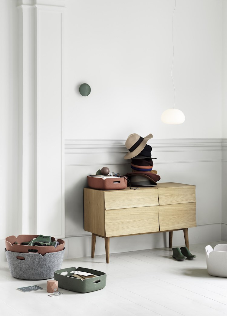 Značka Muuto prináša do dizajnu novú perspektívu Restore ReflectSideboard Dots FluidLamp newcrop med res 150