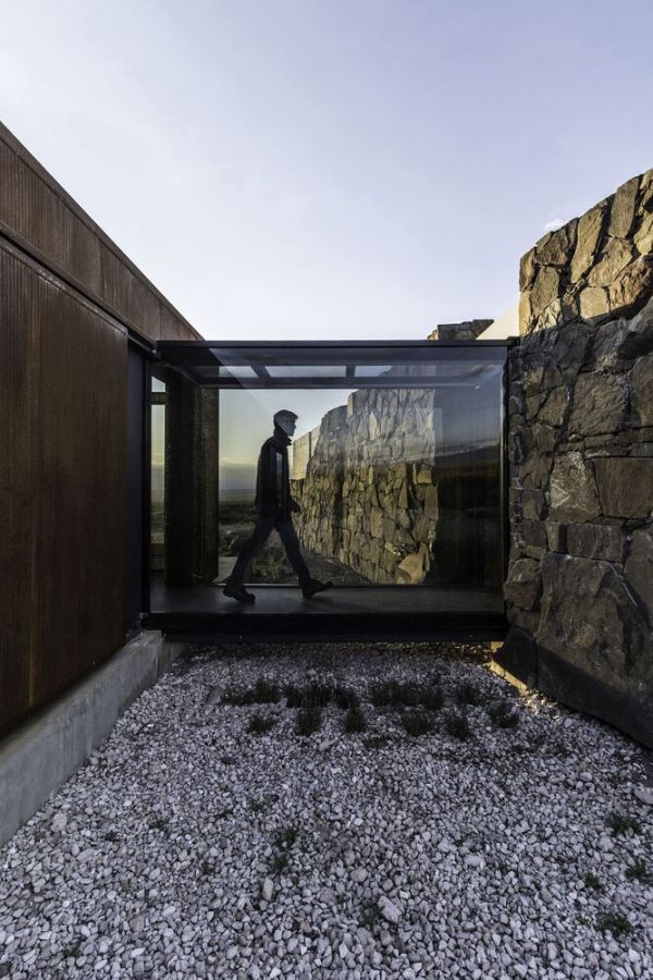 casa de piedra alberto tonconogy asociados skleneny most casa de piedra alberto tonconogy asociados skleneny most