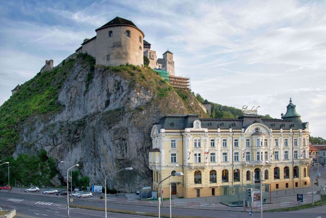elizabet