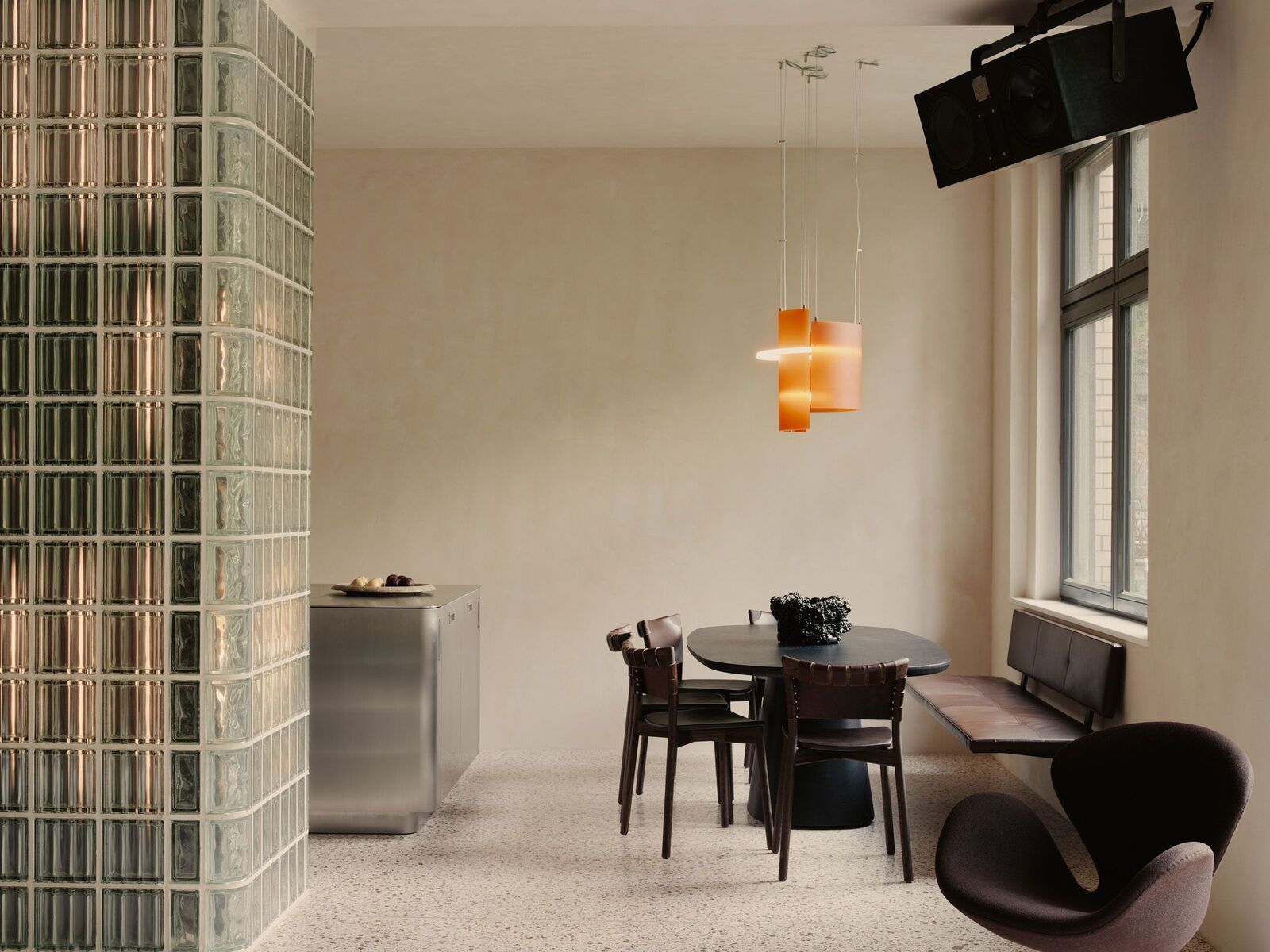 2 b32 berlin studio karhard photo robert rieger yatzer