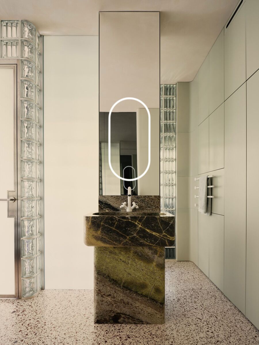 9 b32 berlin studio karhard photo robert rieger yatzer