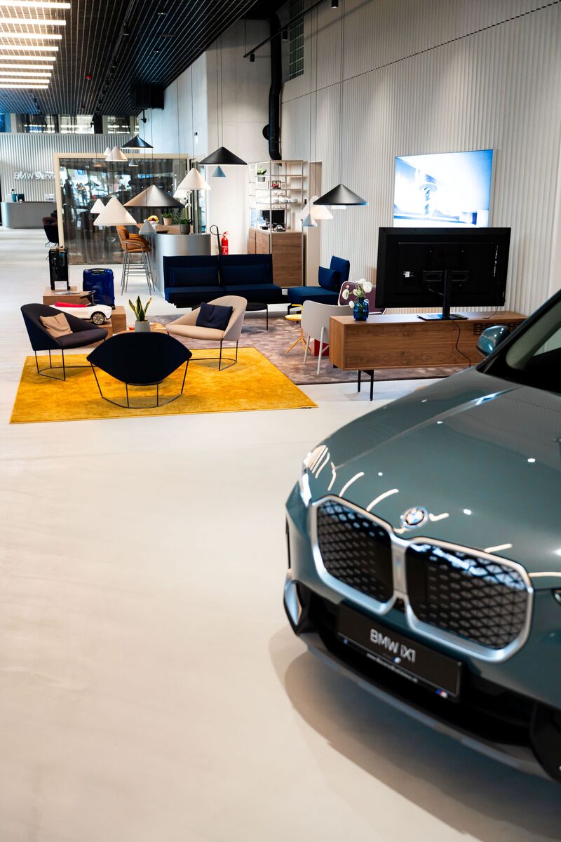 BMW Bavaria Bratislava foto showroom INT 17