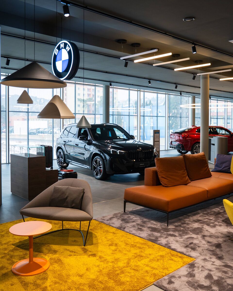 BMW Showroom 17 NR