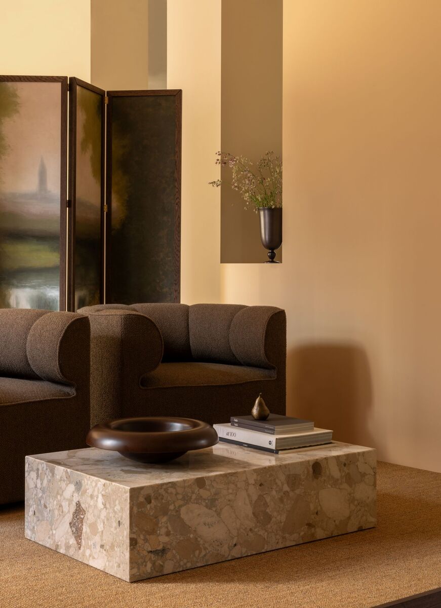 Audo 3daysofdesign Eave Seamline Lounge Chair Rond Bowl Pavot Vase Plinth Low Sentiment Paper Weight