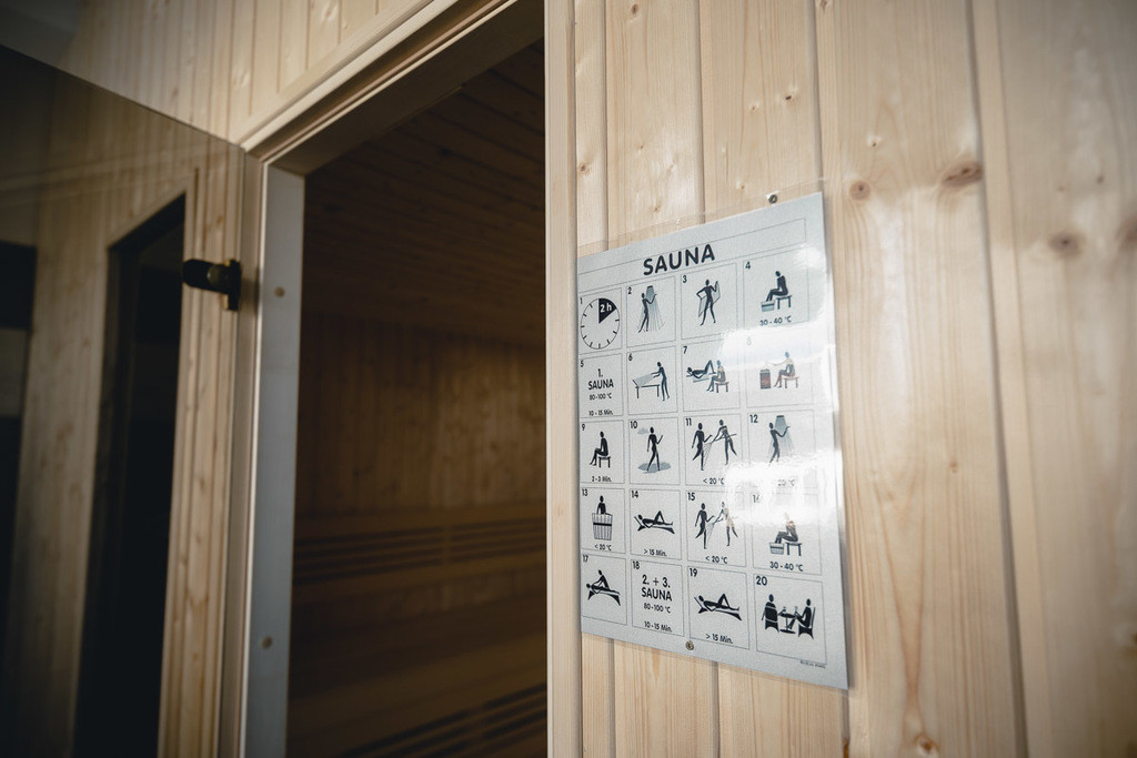stredna odborna skola trencin rekonstrukcia sauna detail
