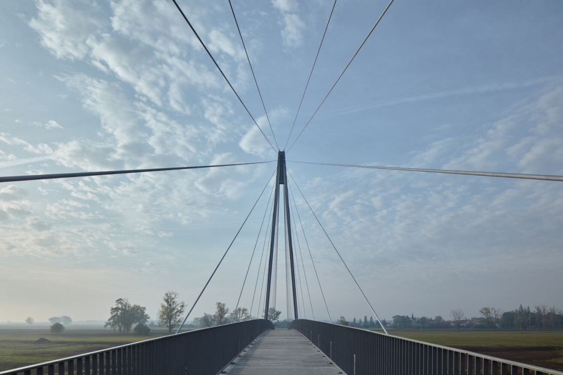 tej blank mourek footbridge in luzec nad vltavou boysplaynice