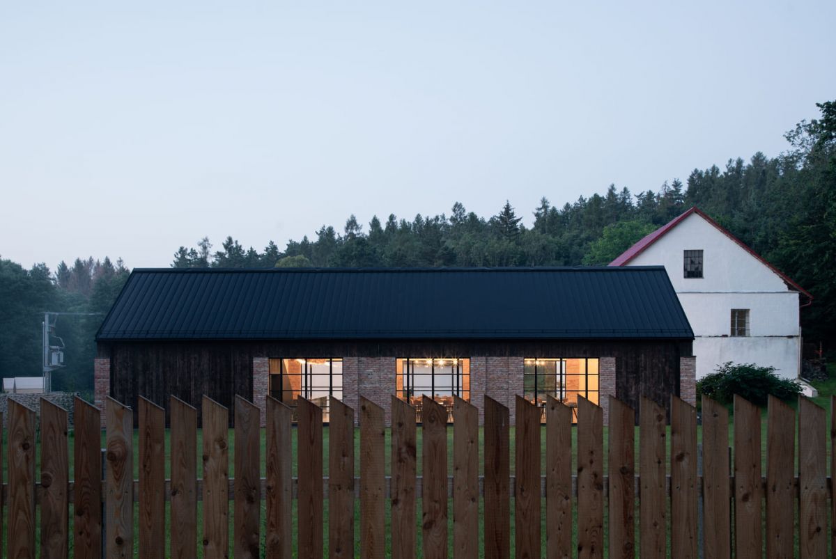 Nas Mlyn photo by alex shoots buildings