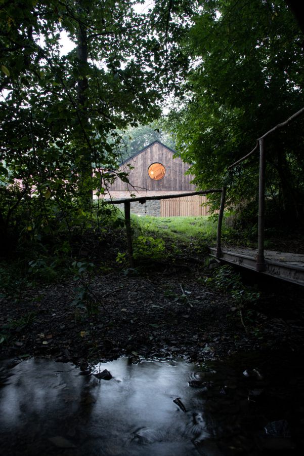 Nas Mlyn photo by alex shoots buildings