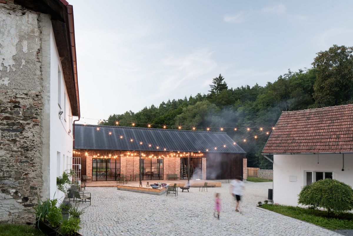 Nas Mlyn photo by alex shoots buildings