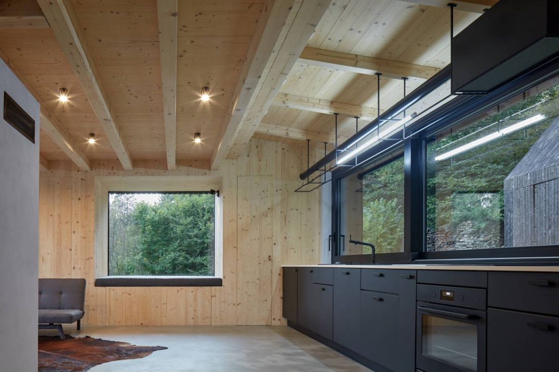 mjolk architekti cottage pod bukovkou boysplaynice