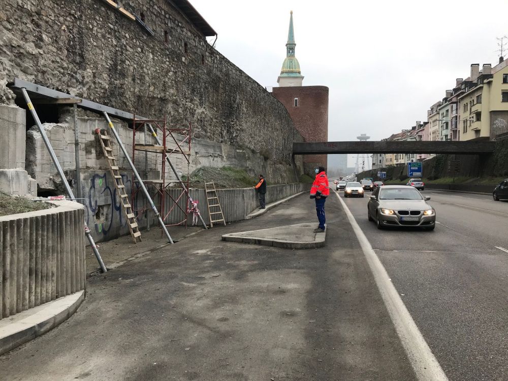Esterhazyho palac razenie tunela