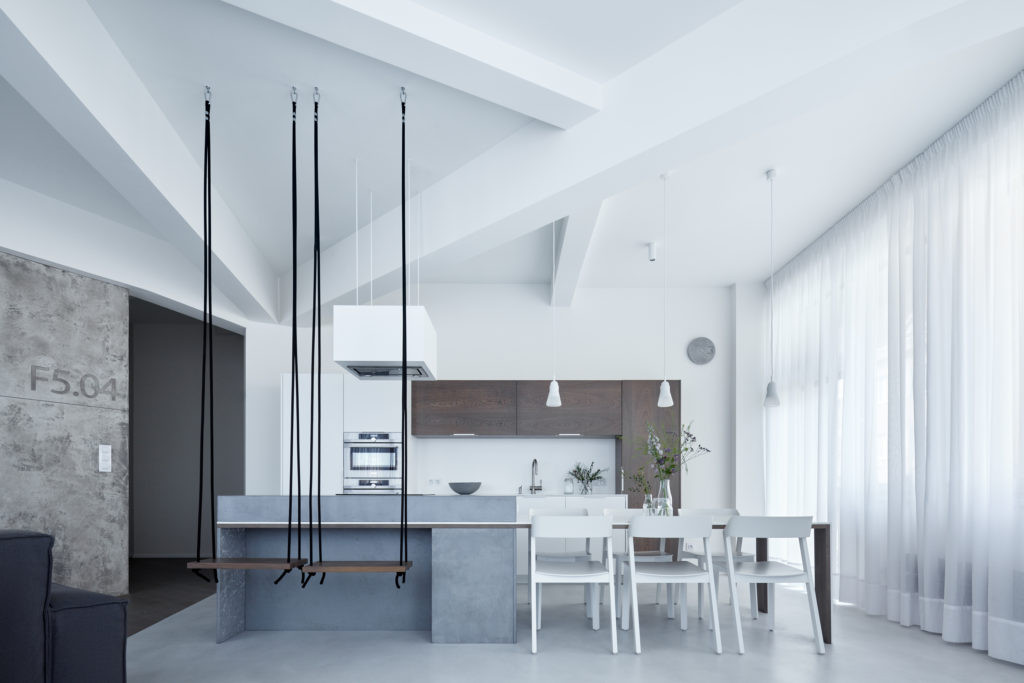 SMLXL Loft hojdacka SMLXL Loft hojdacka