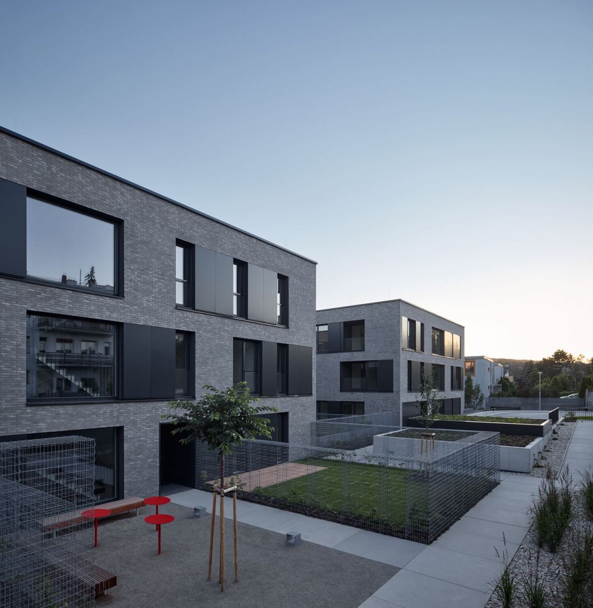 kuba pilar architekti four houses in one boysplaynice 15 kuba pilar architekti four houses in one boysplaynice 15