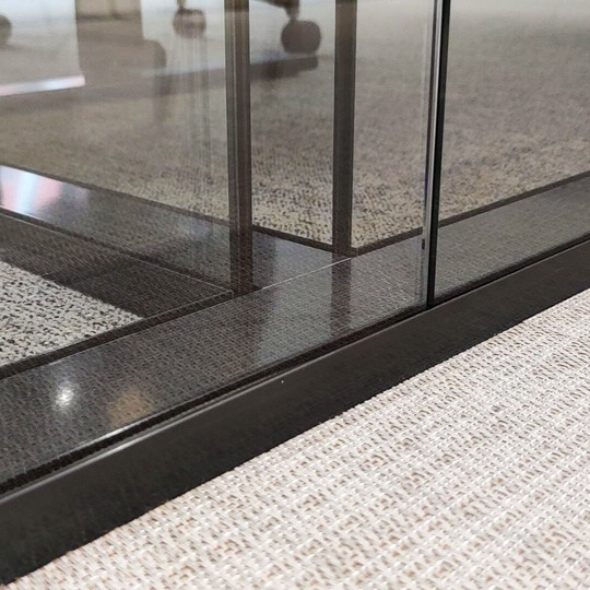 Miltdesign sklenene systemy Miltdesign sklenene systemy