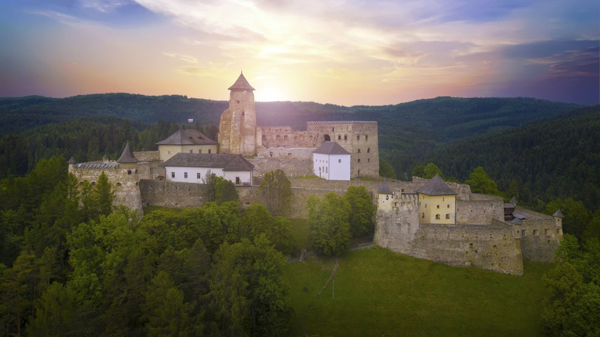 hrad lubovna foto jano stovka