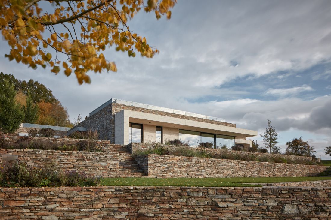 sial villa in vlastiborice boysplaynice 