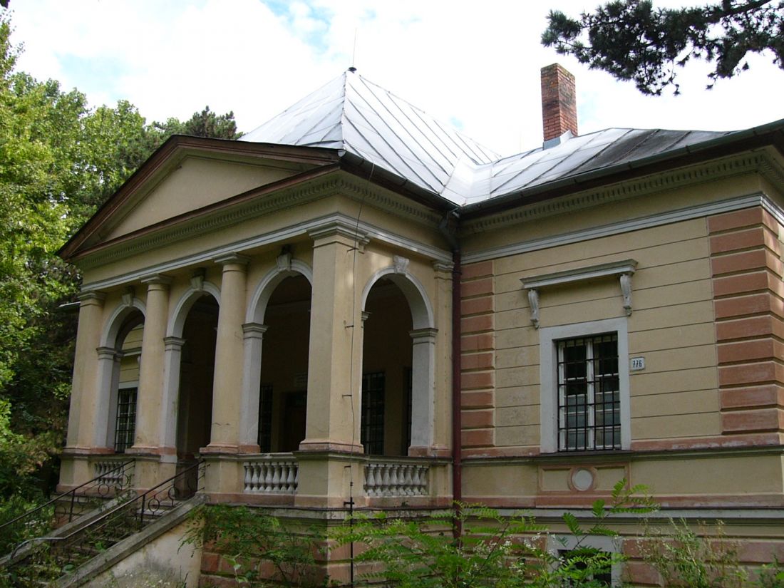 VaradyhoVila