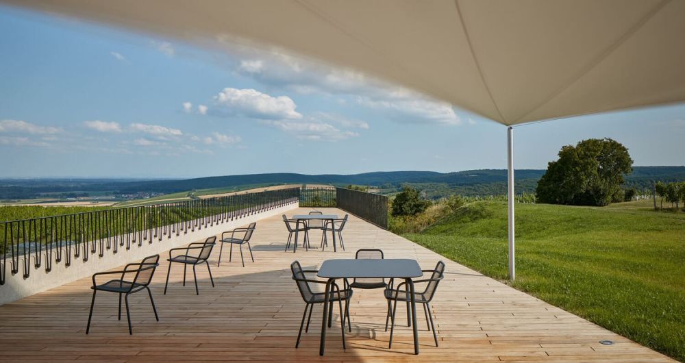 ora winebar reisten boysplaynice ora winebar reisten boysplaynice