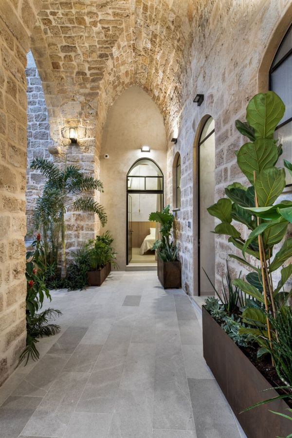 michal matalon home maker melisende oasis hotels