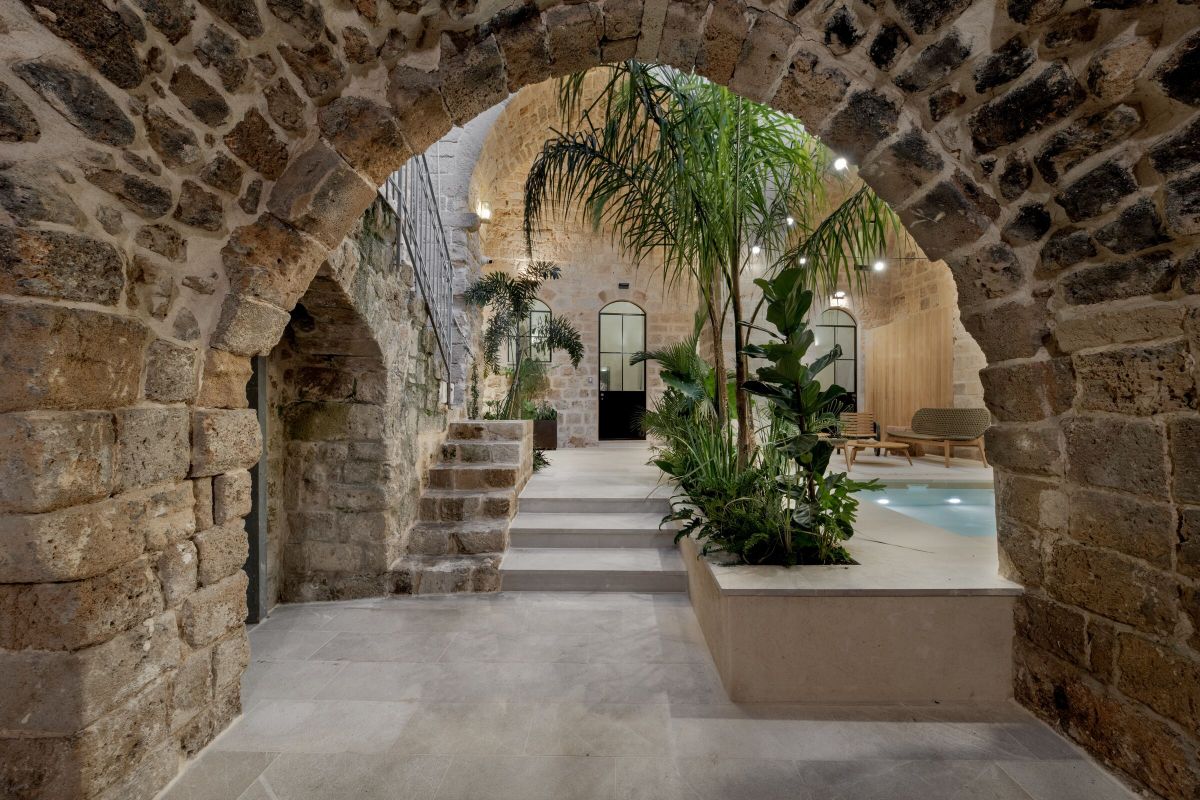 michal matalon home maker melisende oasis hotels