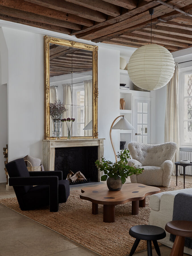 1. Lichelle Silvestry interior design in Paris marais 4 1. Lichelle Silvestry interior design in Paris marais 4