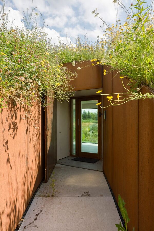 willemsenu house under ground vchod otvoreny willemsenu house under ground vchod otvoreny
