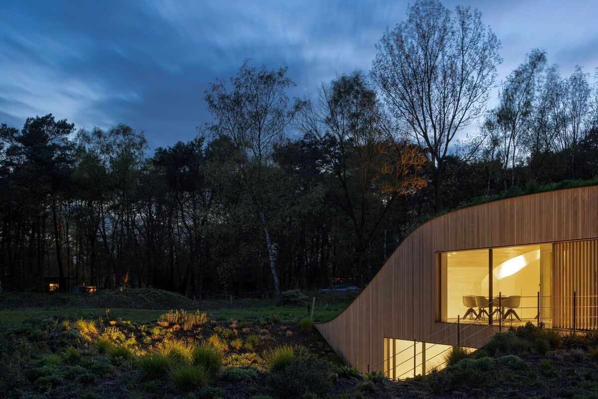 willemsenu house under ground vecer zboku willemsenu house under ground vecer zboku