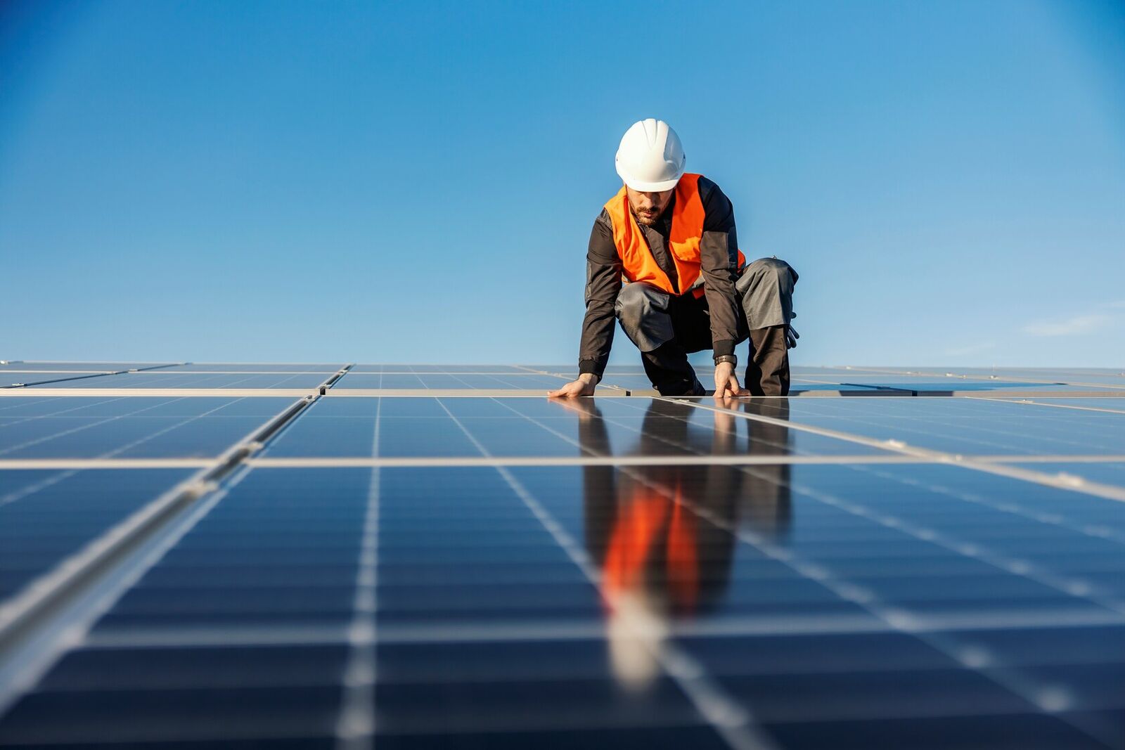 solarne panely fotovoltika unsplash