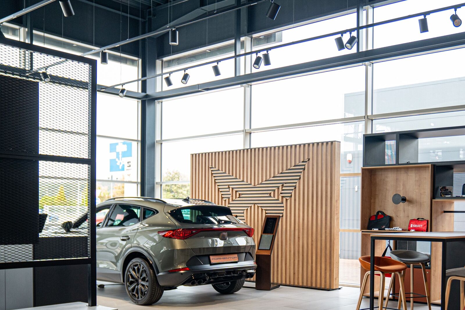 Cupra garáž TrenčínP.T.A. 2