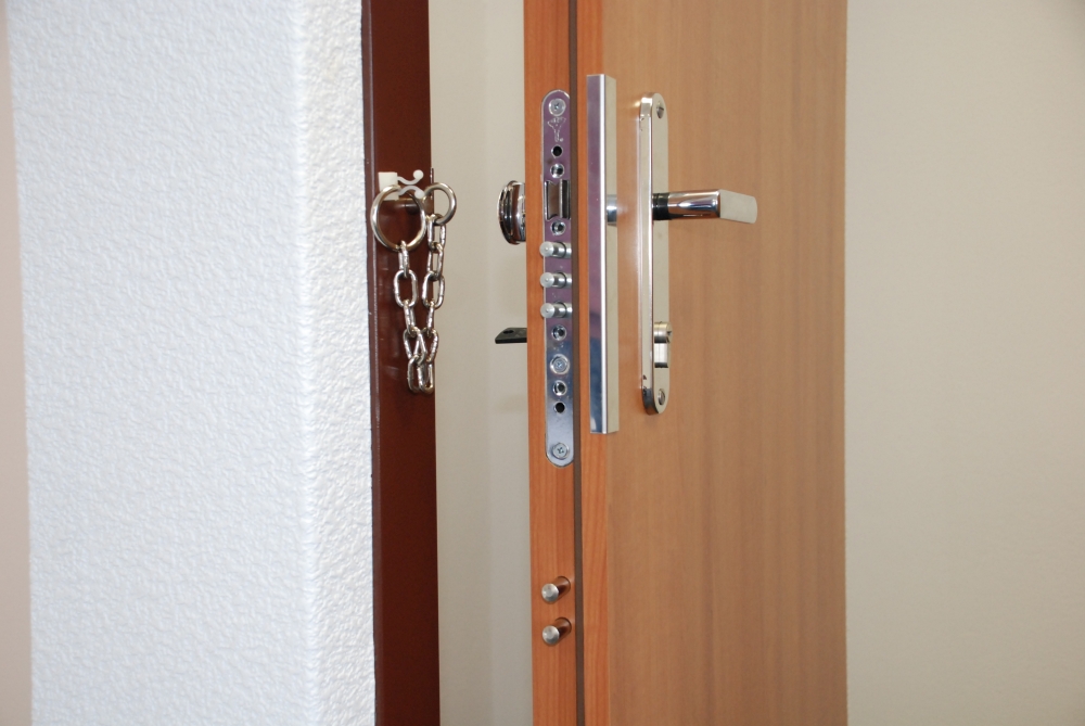bezpečnostne dvere system zamykania