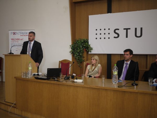 Industry seminar foto 2