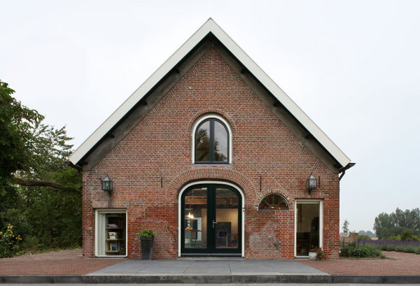 Ghouse 01
