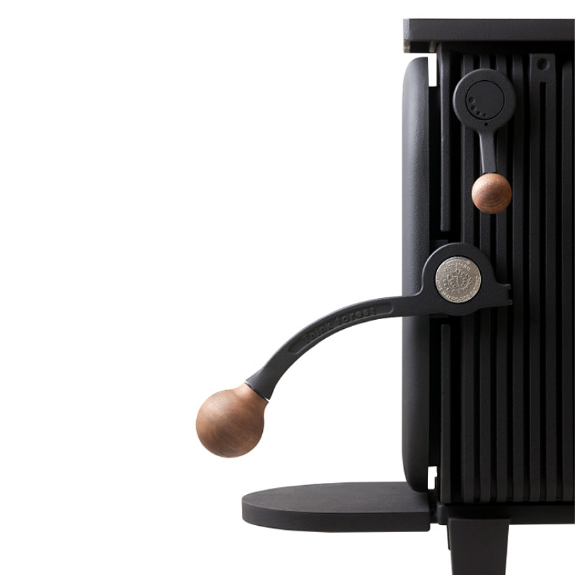 okamoto agni hutte wood stove designboom 004