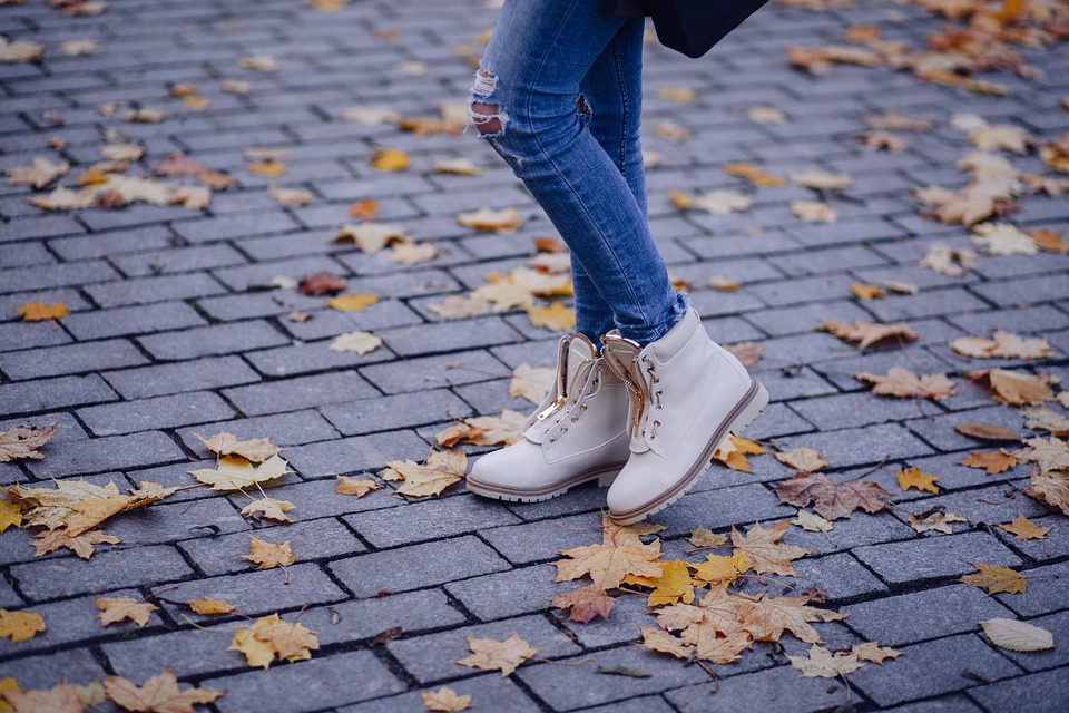 autumn leaves 1869837 960 720