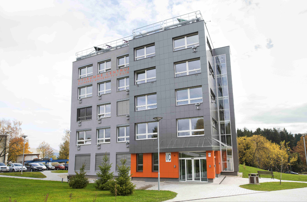 VyskumneCentrum01 1839b