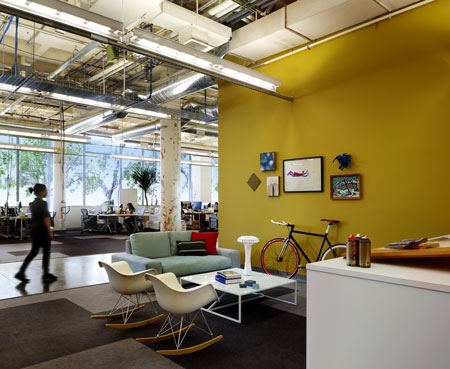 Facebook_current_headquarter_04