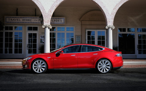 Tesla model s 03