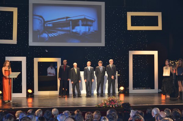 09_Stavba_roka_2012_GasOil