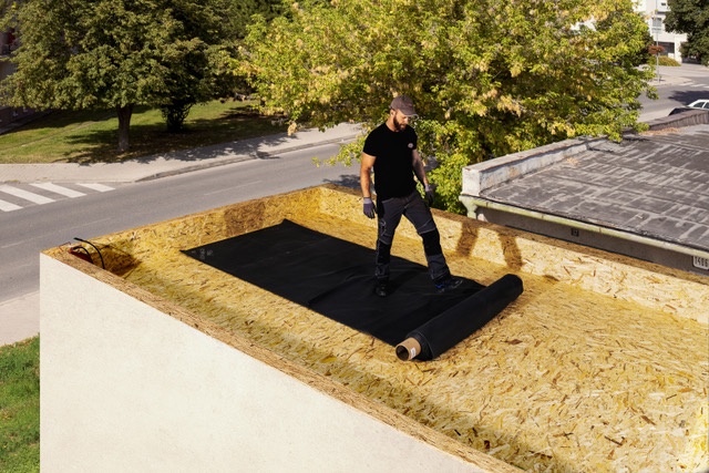 Fotopostup: Ako zaizolovať plochú strechu EPDM membránou Fotopostup: Ako zaizolovať plochú strechu EPDM membránou